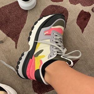 Valentino original sneaker limited edition